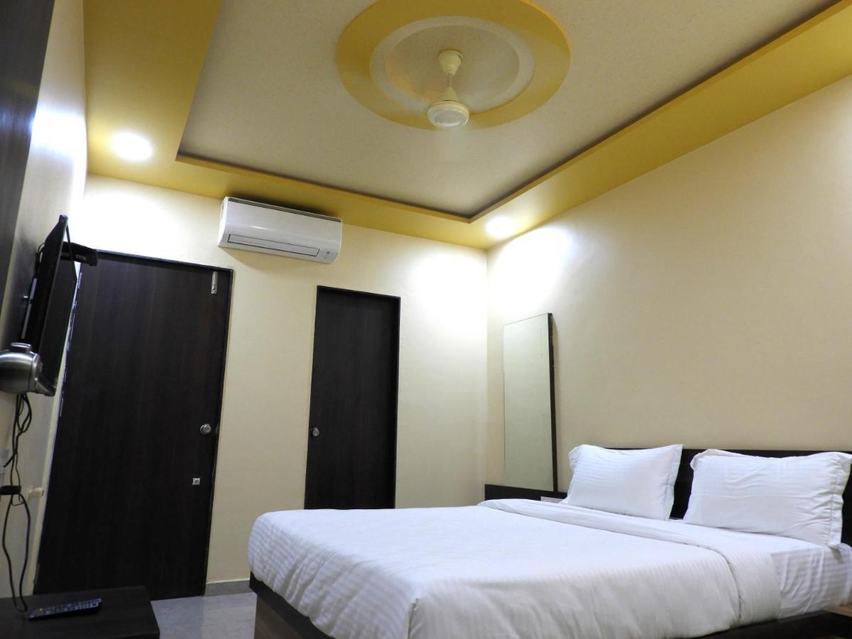 Hotel Somnath Daksh Сомнатх Экстерьер фото