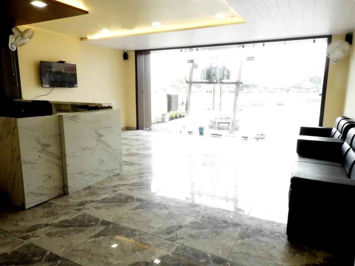 Hotel Somnath Daksh Сомнатх Экстерьер фото